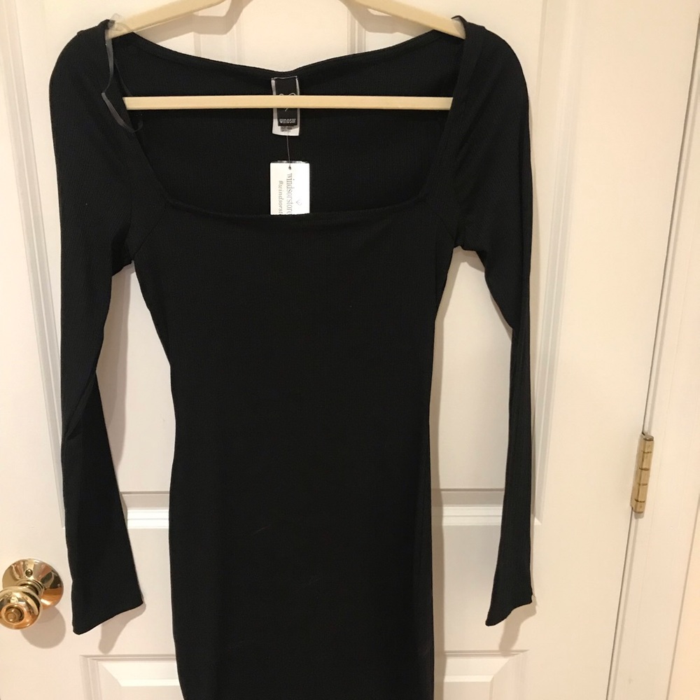 NWT Windsor black long sleeve dress